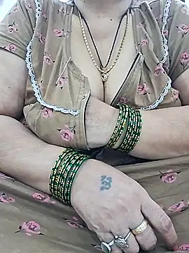 Snapshot of Kavya_XX chatting on 5, 11, 2025 Kavya XX online show from 5, 11, 2025