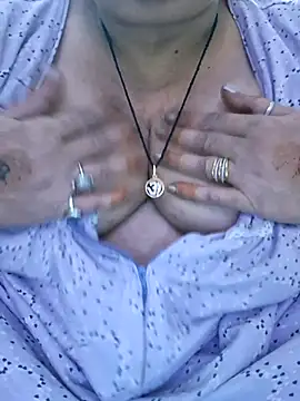 Snapshot of Kavya_XX chatting on 18, 10, 2025 Kavya XX online show from 18, 10, 2025