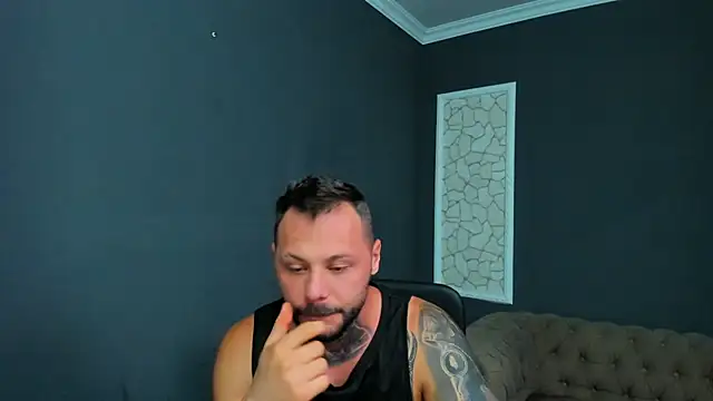 Snapshot of BrianHunts chatting on 5, 7, 2026 BrianHunts online show from 5, 7, 2026