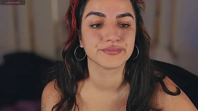 Daphne Moss online show from 23, 11, 2025