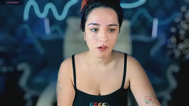 Daphne Moss online show from 15, 12, 2025