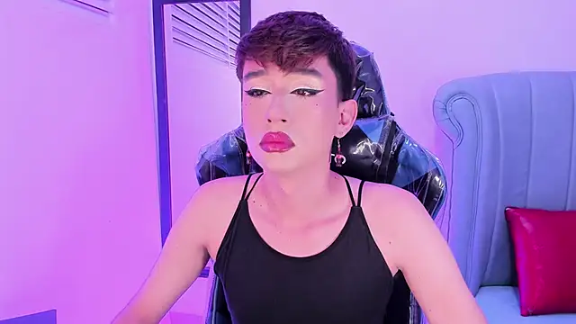 Chris boy  online show from 12, 4, 2026