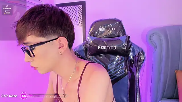 Chris boy  online show from 14, 3, 2026