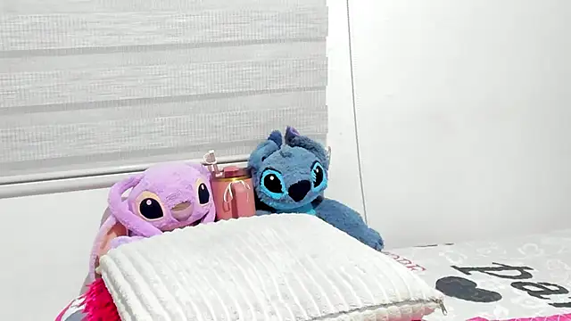 Elizabeth 18  online show from 14, 1, 2026