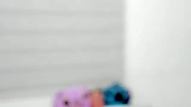 Elizabeth 18  online show from 18, 12, 2025