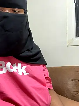 Submissive Arab online show from 6, 10, 2025