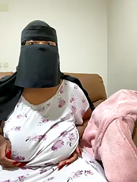 Submissive Arab online show from 10, 10, 2025