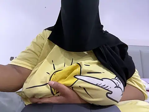 Submissive Arab online show from 21, 2, 2025