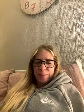 jayjencam online show from 6, 10, 2025