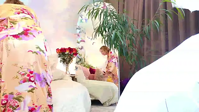 Ledy Mary online show from 5, 10, 2025