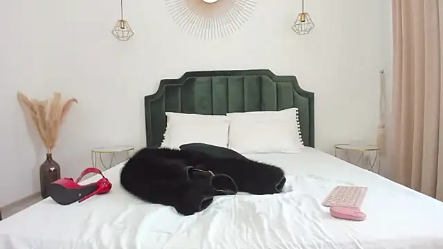 xLorenna online show from 10, 1, 2026