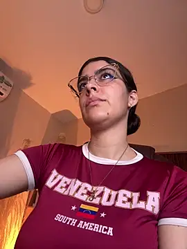  Niah  online show from 4, 2, 2026