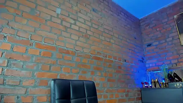 MistressMilana online show from 6, 2, 2025