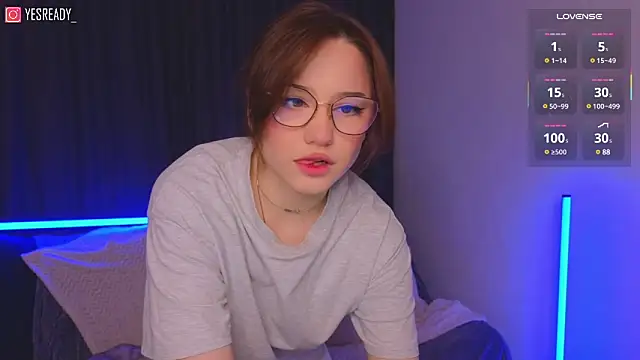 Eva Doo online show from 11, 2, 2025