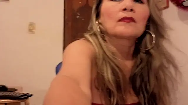 amandabakerx online show from 24, 6, 2026