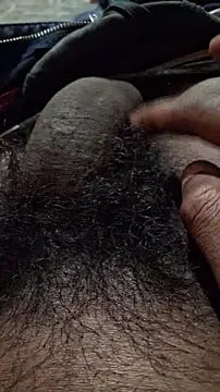 Snapshot of IndianBig_Dick chatting on 18, 12, 2025 IndianBig Dick online show from 18, 12, 2025