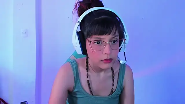 Little Lisy online show from 28, 9, 2025