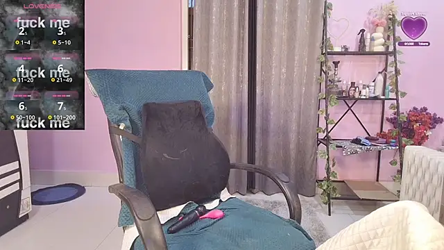 Naughty nightz online show from 3, 12, 2025