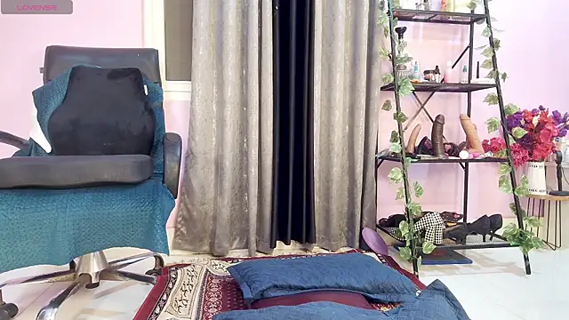 Naughty nightz online show from 4, 10, 2025