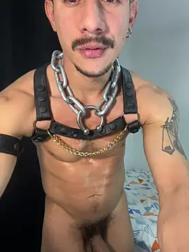 Snapshot of lazzon_bastion chatting on 8, 7, 2026 lazzon bastion online show from 8, 7, 2026