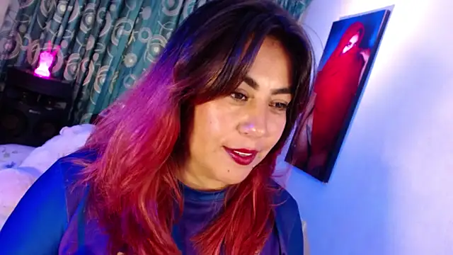 gatuwildhott online show from 19, 12, 2025