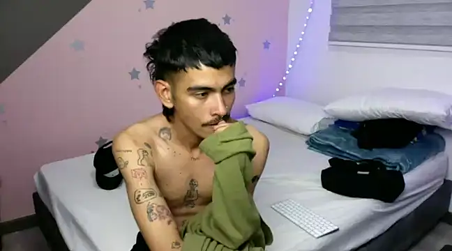 Snapshot of sorry-mom69 chatting on 24, 1, 2025 sorry-mom69 online show from 24, 1, 2025