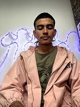 Snapshot of sorry-mom69 chatting on 20, 11, 2025 sorry-mom69 online show from 20, 11, 2025