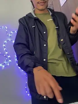 Snapshot of sorry-mom69 chatting on 26, 11, 2025 sorry-mom69 online show from 26, 11, 2025