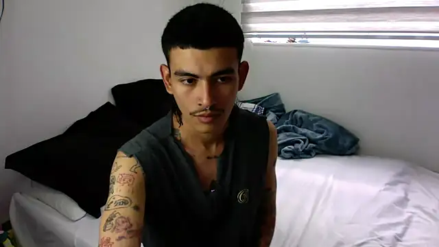 Snapshot of sorry-mom69 chatting on 2, 10, 2025 sorry-mom69 online show from 2, 10, 2025