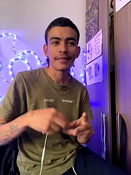 Snapshot of sorry-mom69 chatting on 27, 11, 2025 sorry-mom69 online show from 27, 11, 2025