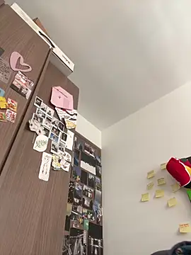 sorry-mom69 online show from 26, 3, 2026