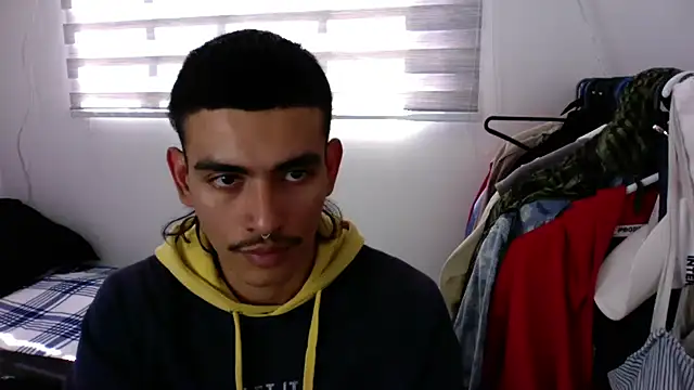 Snapshot of sorry-mom69 chatting on 20, 9, 2025 sorry-mom69 online show from 20, 9, 2025