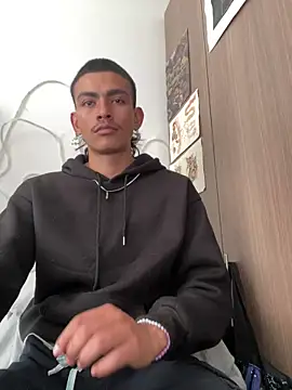 sorry-mom69 online show from 19, 12, 2025