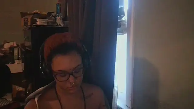 nickytheehawtie online show from 7, 2, 2026