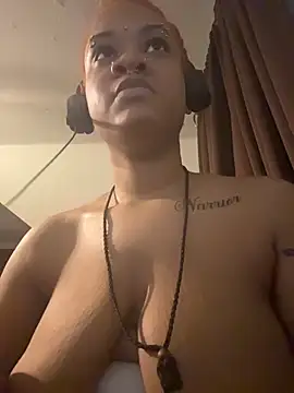 nickytheehawtie online show from 16, 3, 2026