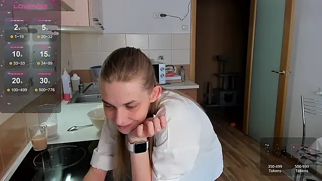 Snapshot of molly_hunt_ chatting on 14, 3, 2025 molly hunt online show from 14, 3, 2025