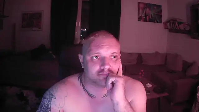 tiltusmaximusv online show from 10, 3, 2026