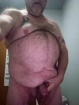 Snapshot of mrwizard4570 chatting on 1, 2, 2026 mrwizard4570 online show from 1, 2, 2026