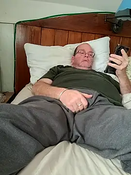 Snapshot of mrwizard4570 chatting on 11, 2, 2026 mrwizard4570 online show from 11, 2, 2026