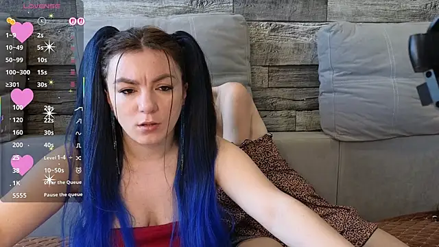 Vika loves you online show from 4, 6, 2026