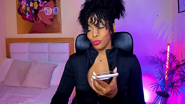 AitanaBrown  online show from 8, 3, 2026