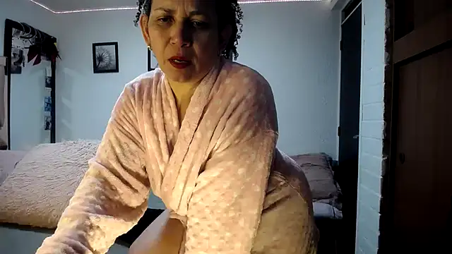 maturehoxx online show from 26, 1, 2025