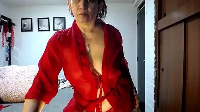 maturehoxx online show from 19, 10, 2025