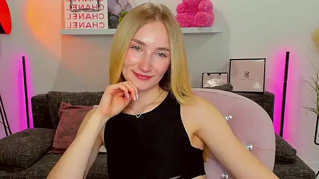 bella  rose online show from 25, 2, 2025