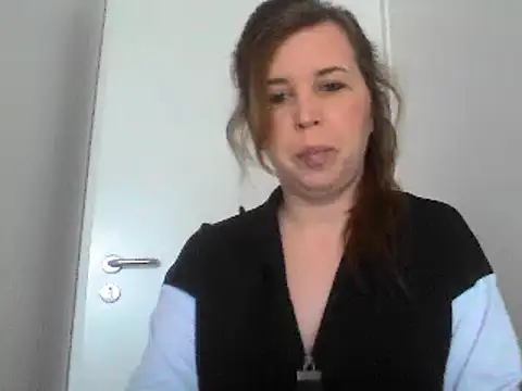 loveis007 online show from 26, 2, 2025