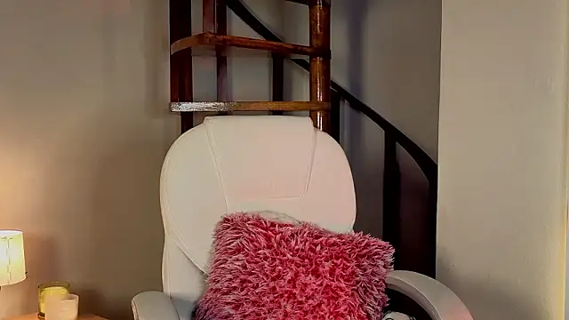  kelly hous36 online show from 23, 2, 2026