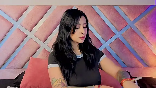  kelly hous36 online show from 24, 2, 2026