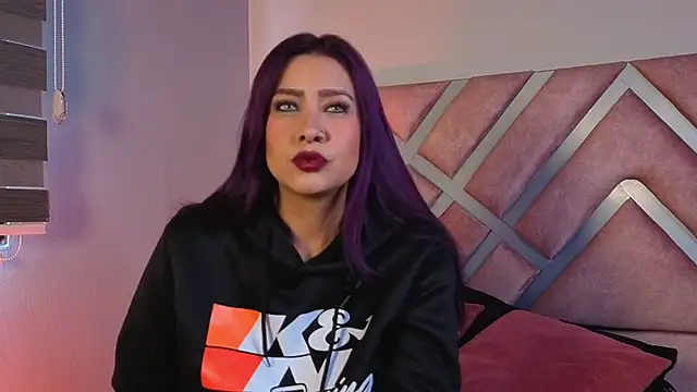  kelly hous36 online show from 5, 11, 2025