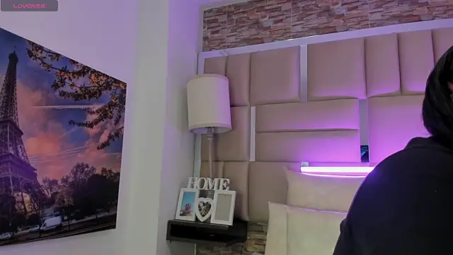 ShaniaBrownn online show from 10, 2, 2026