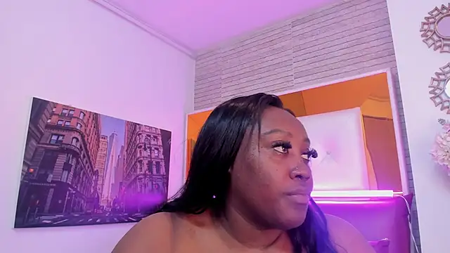 ShaniaBrownn online show from 27, 11, 2025